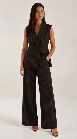 Kuna | Conjunto elegante con americana rayada