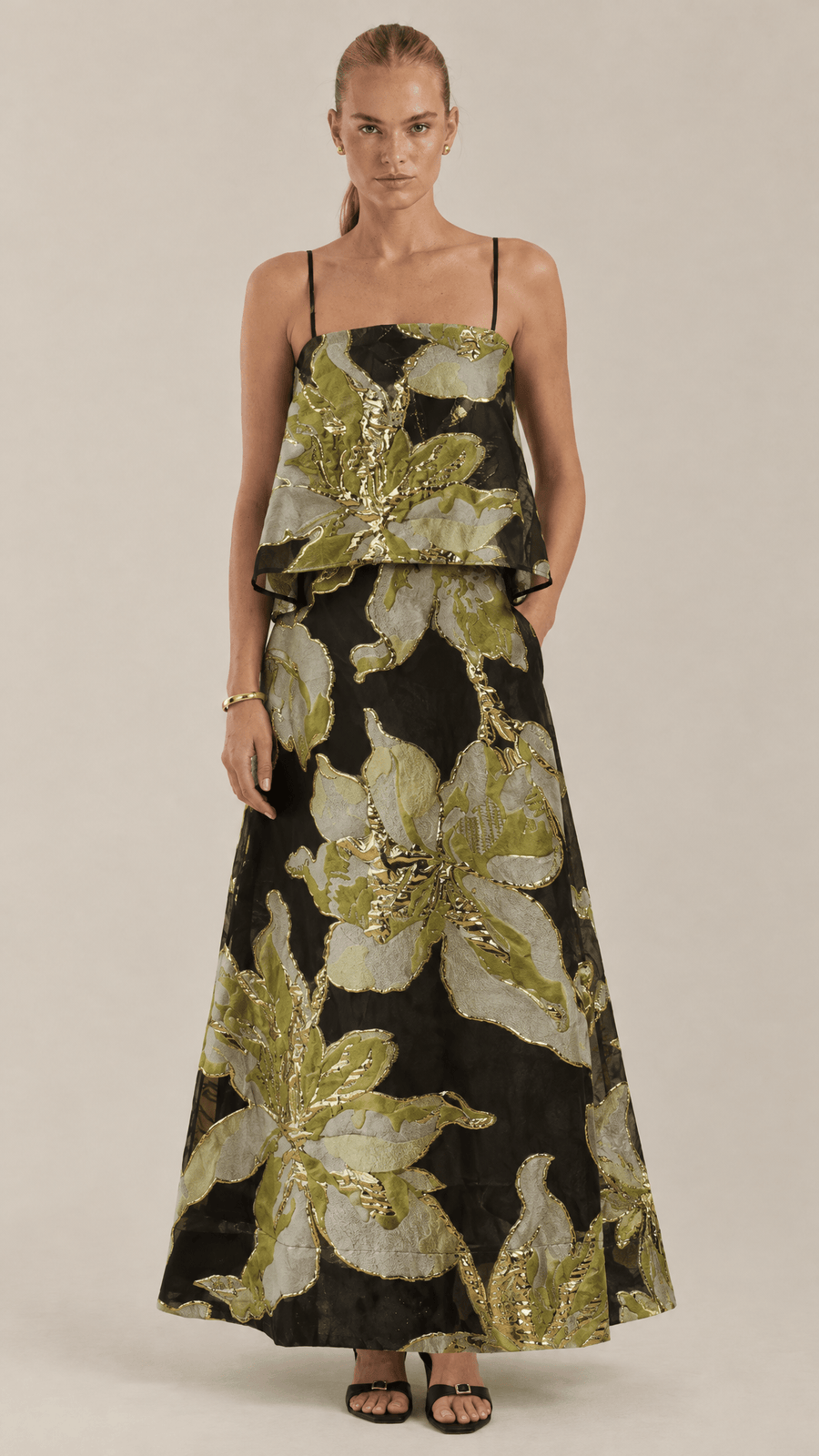 Berta | Vestido Maxi De Tirantes Florales Negros