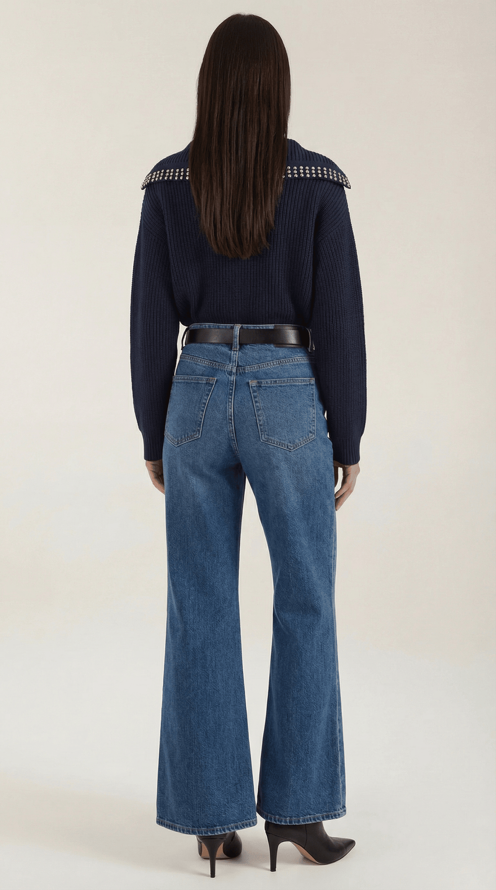 Daniela | Jersey de lana con cuello de tachuelas