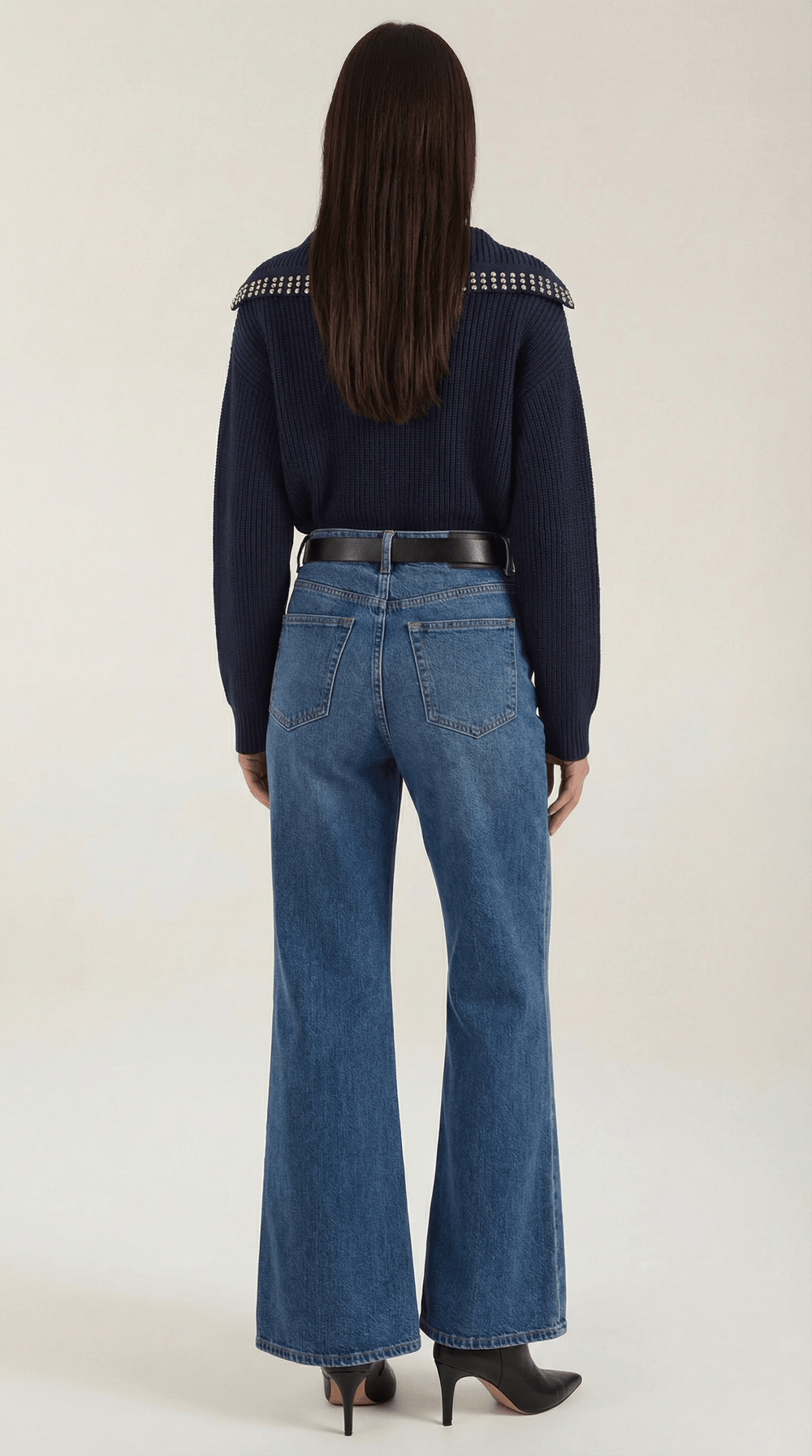 Daniela | Jersey de lana con cuello de tachuelas