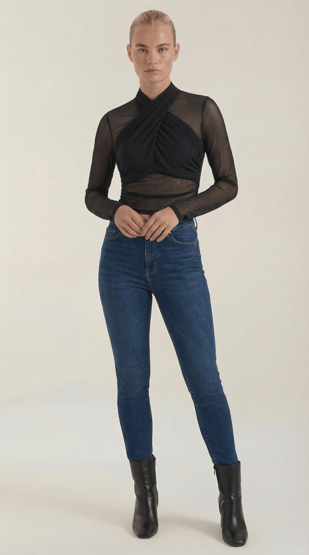 Georgina | Top cruzado de malla transparente