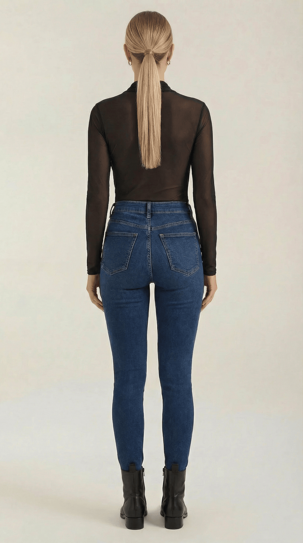 Georgina | Top cruzado de malla transparente