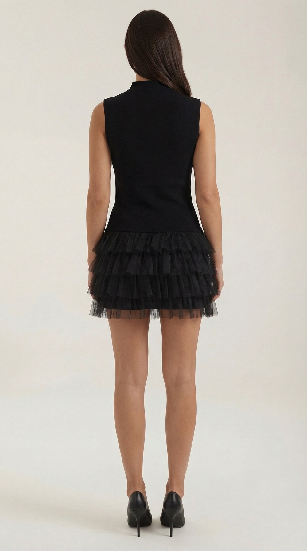 Nadia | Vestido corto de tul cuello alto