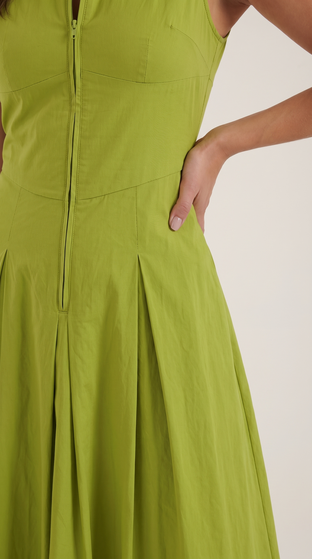 Nanci | Vestido midi con aberturas