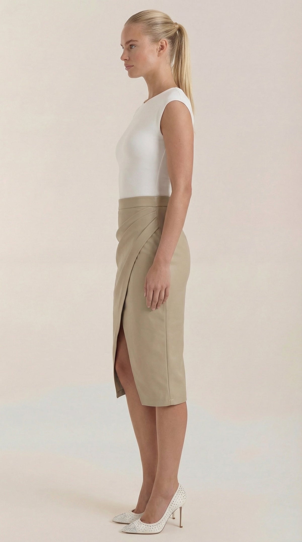 beige