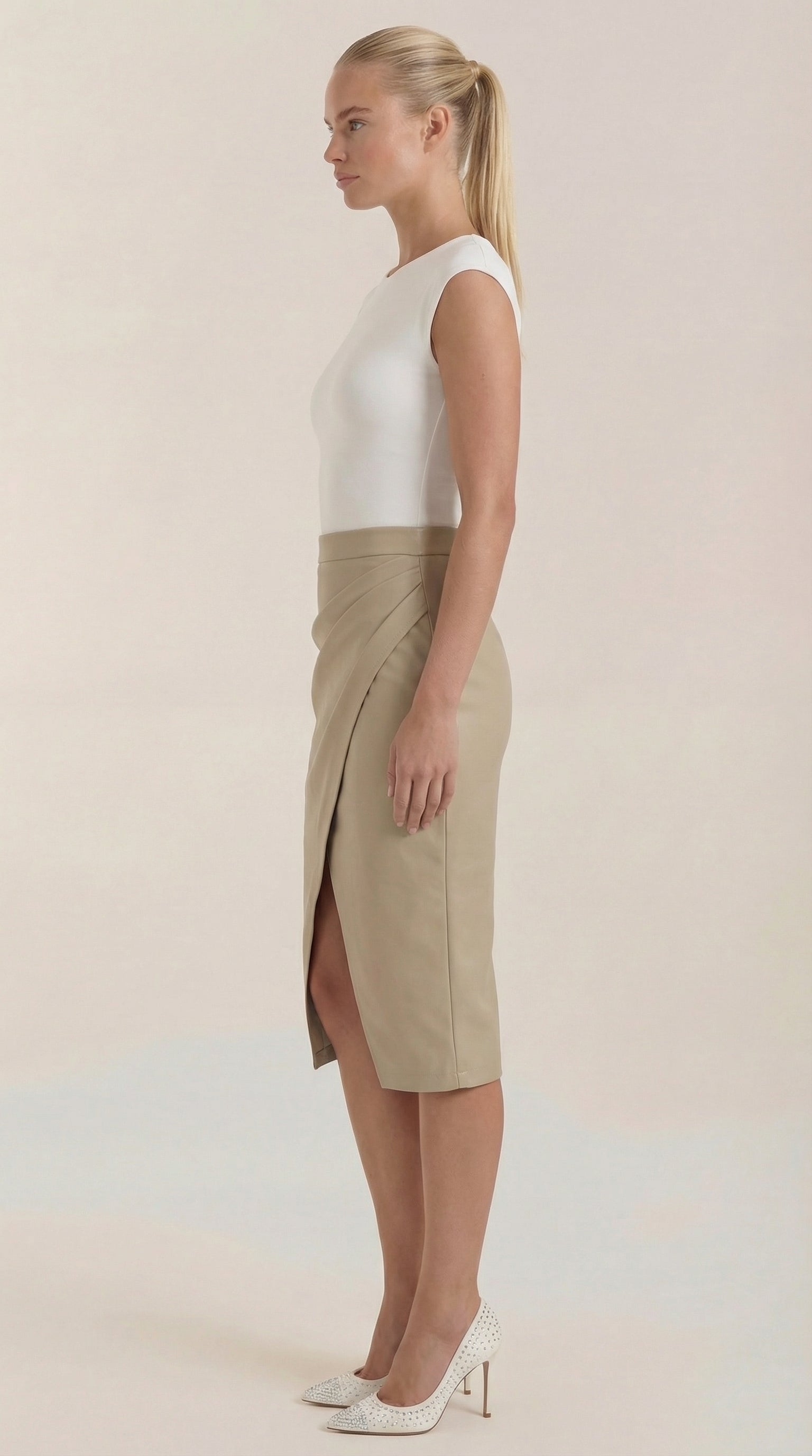 beige