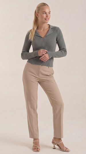 Sara | Suéter de punto con cuello