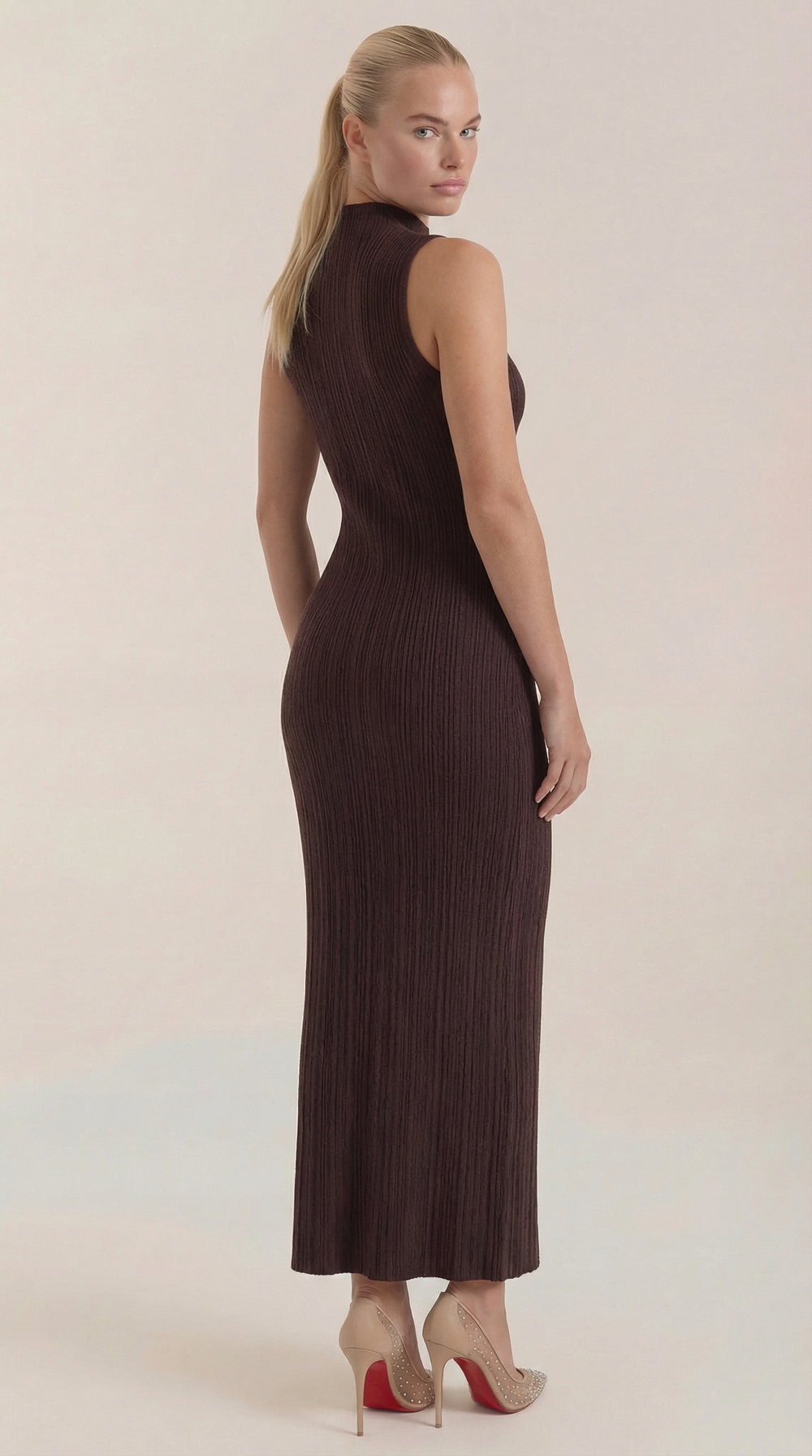 Sonia | Vestido ajustado de cuello