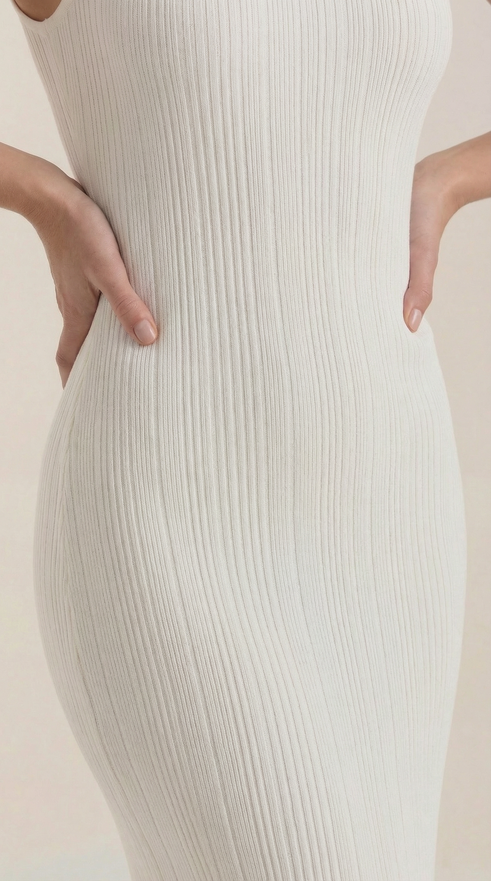 Sonia | Vestido ajustado de cuello