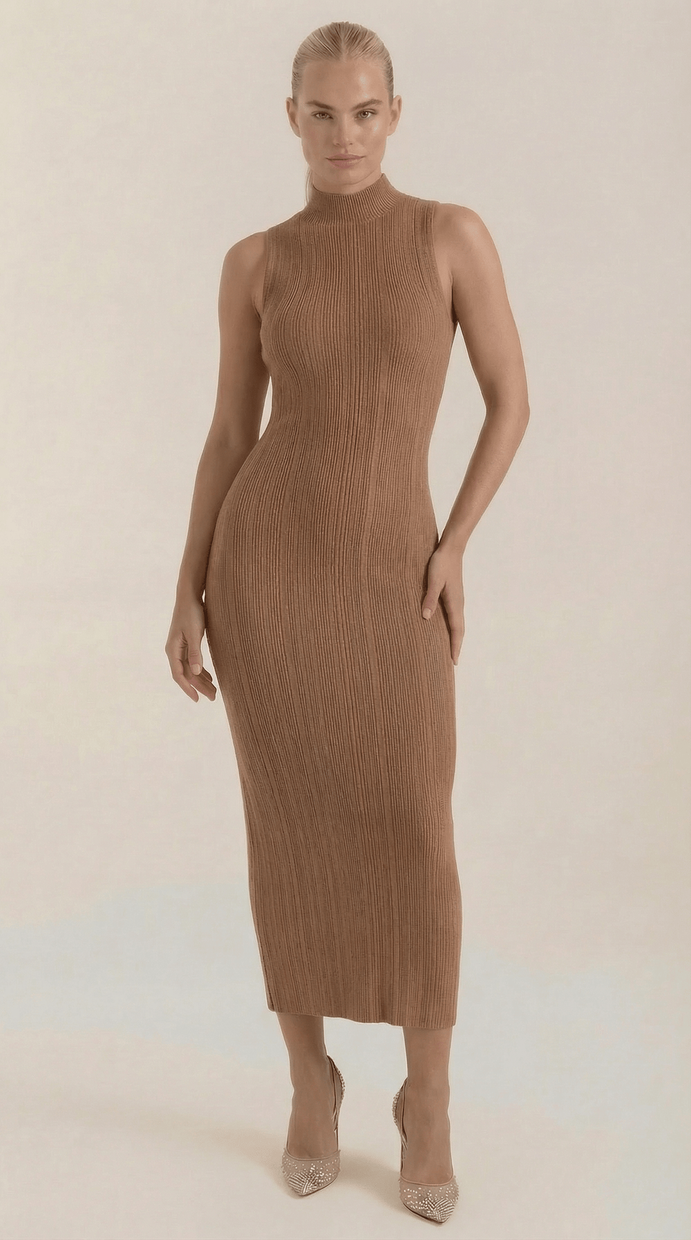 Sonia | Vestido ajustado de cuello