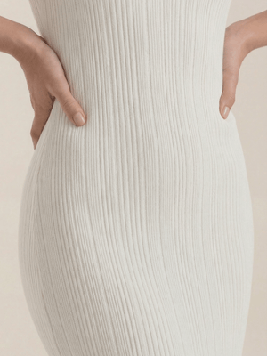 Sonia | Vestido ajustado de cuello